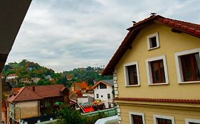 Ardor Apt - Bright And Secluded Apartment In The Heart Of Old Town